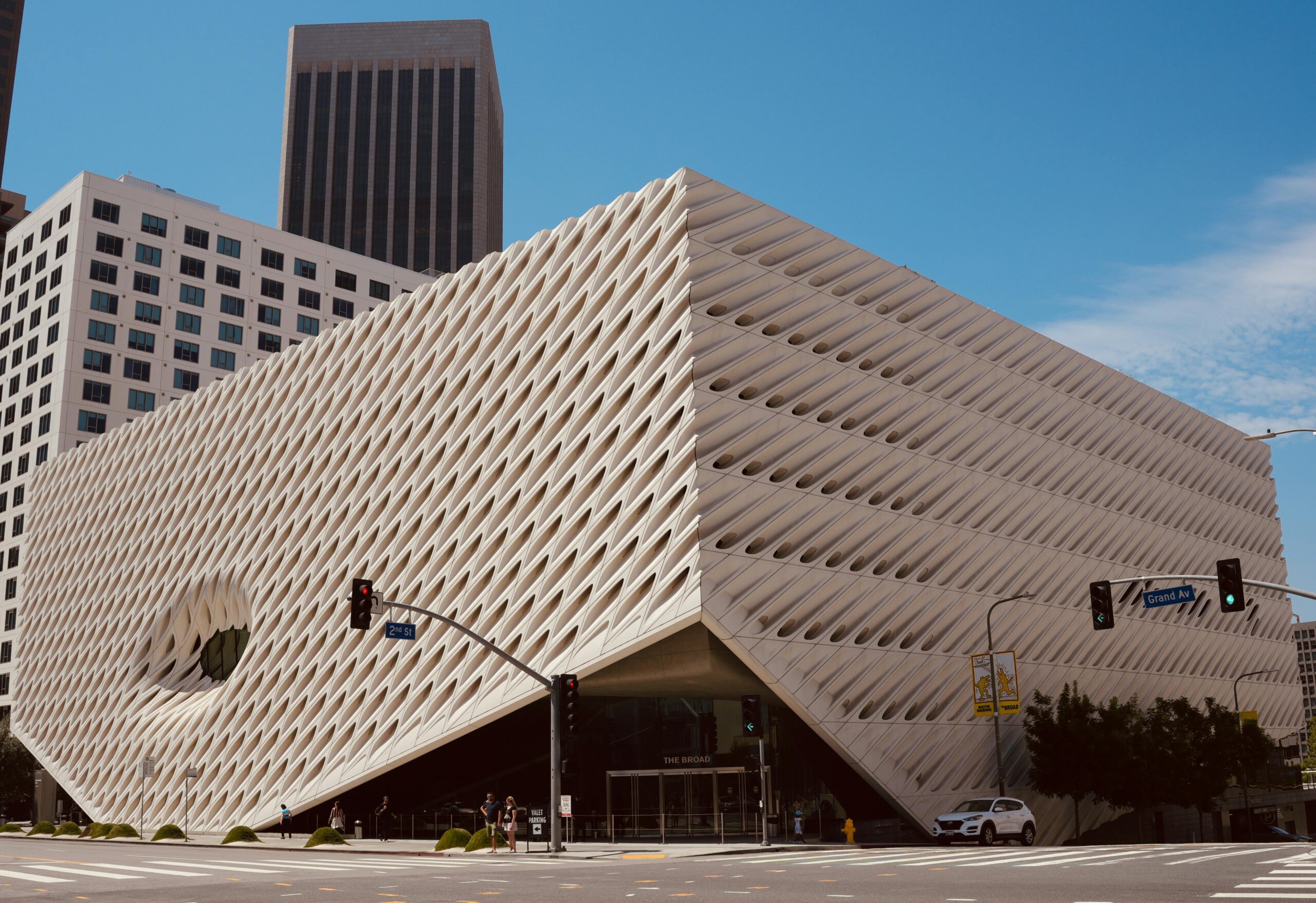 The Broad Museum Downtown Los Angeles Art Architecture pexels-ran-hua